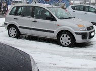 Wypozyczalnia samochodów: DOMA
