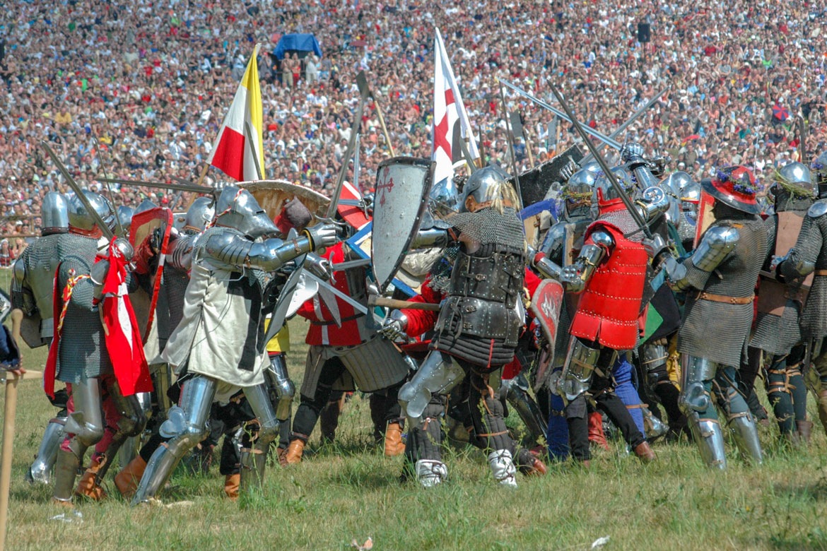 Knights fighting 
