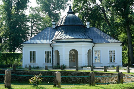 Kurozwęki Palace