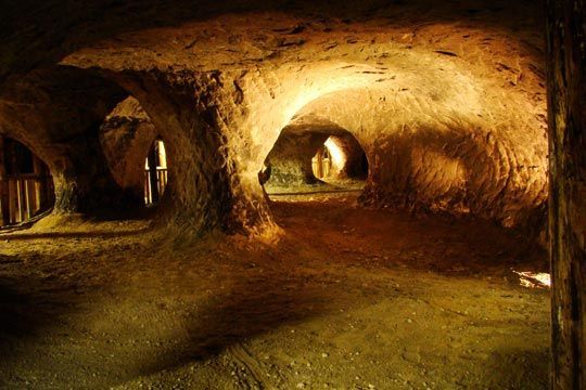 Underground treasures. Most beautiful polish caves