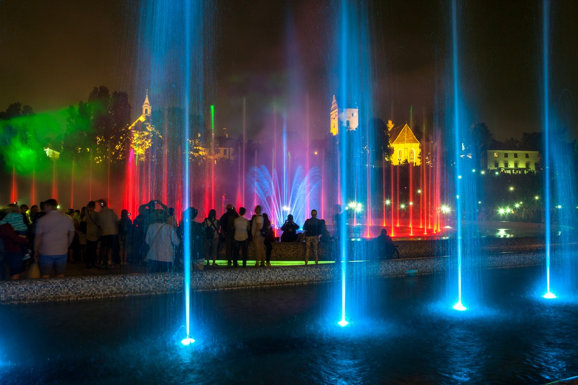 Multimedia Fountain Park on the Vistula riverbank