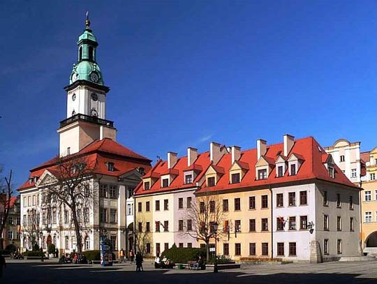 Еленя Гура
