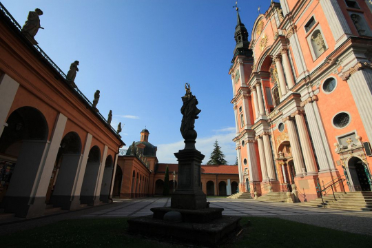 Свента-Липка - красивейшее барочное сооружение в Польше