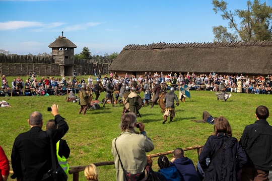 biskupin_muzeum_archeologiczne_1170.jpg