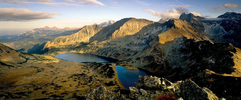 Tatrabergen. Namndsaasst-1-1024x427.jpg