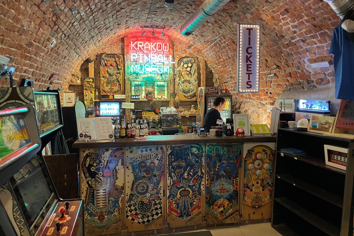Kraków Pinball Museum: Upplev nostalgi!