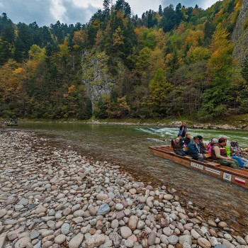 ドゥナイェツ川の峠